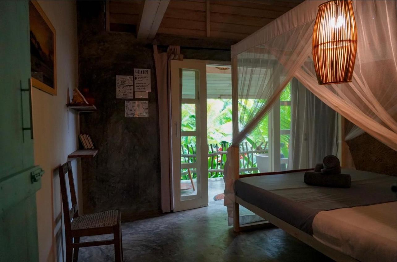 Into The Blue - Yoga Included & Walk To 3 Beaches Tangalle Exterior foto