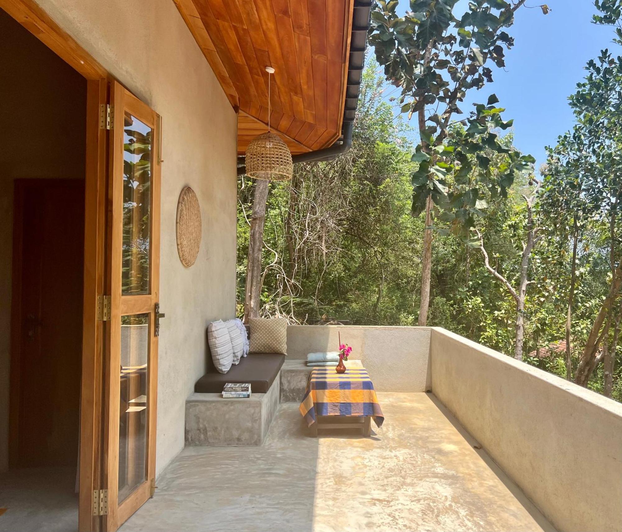 Into The Blue - Yoga Included & Walk To 3 Beaches Tangalle Exterior foto